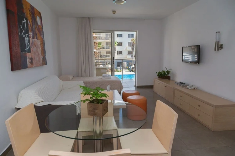 1 Bedroom Superior Double Suite with sea view
