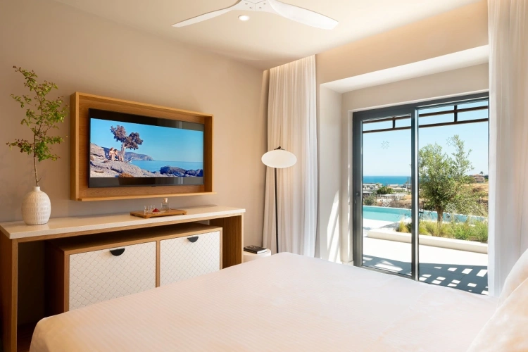 Family Superior Private Pool Double Suite