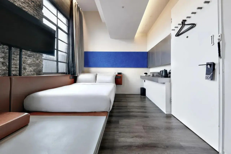 ZHotel The Somekh Building