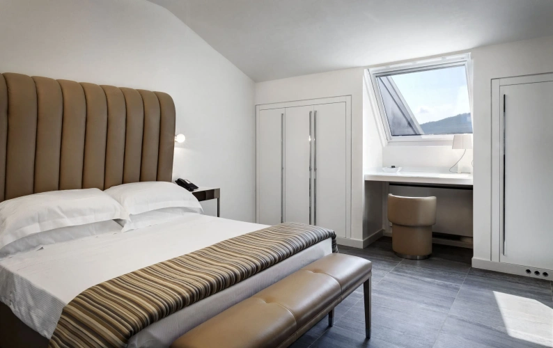 Classic Double Suite