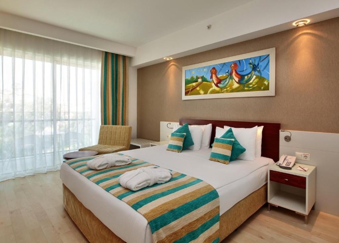 Family room with partial sea view
