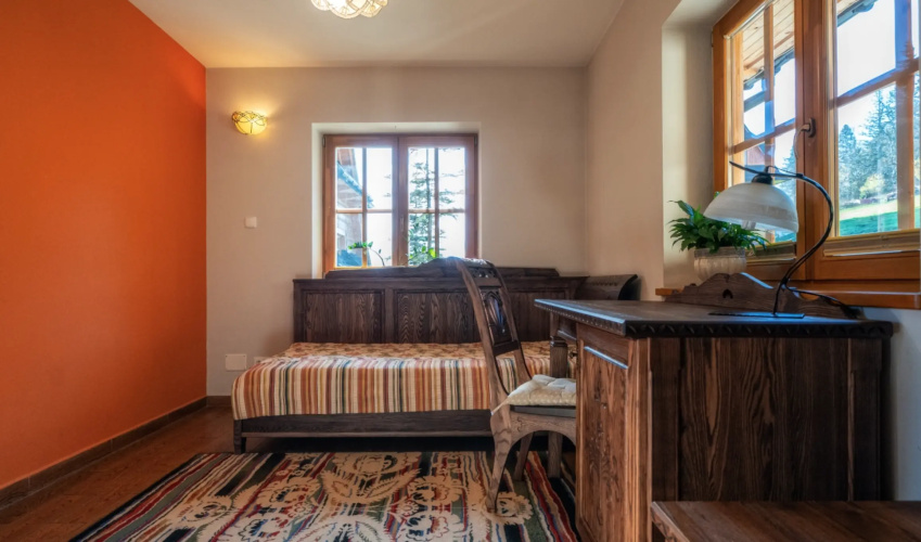 Triple Apartment
