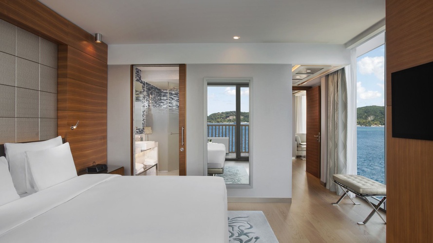 Signature Double Suite with Bosphorus view