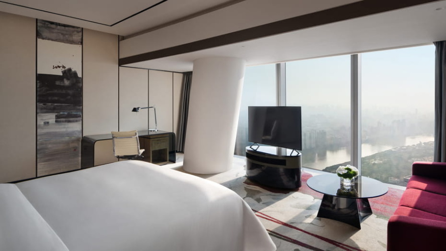 Premier Club Double room Canton Tower View