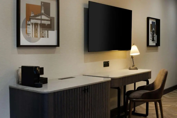 DoubleTree by Hilton Hotel London - Victoria photo 19