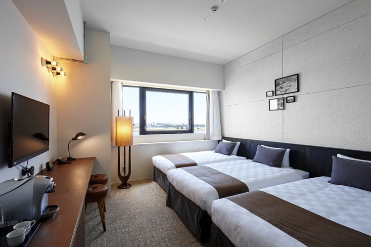 Premium Large Twin room