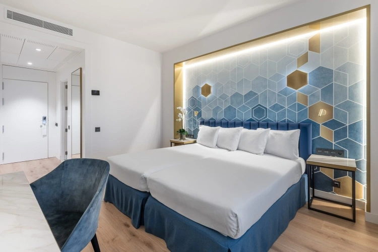 Twin room