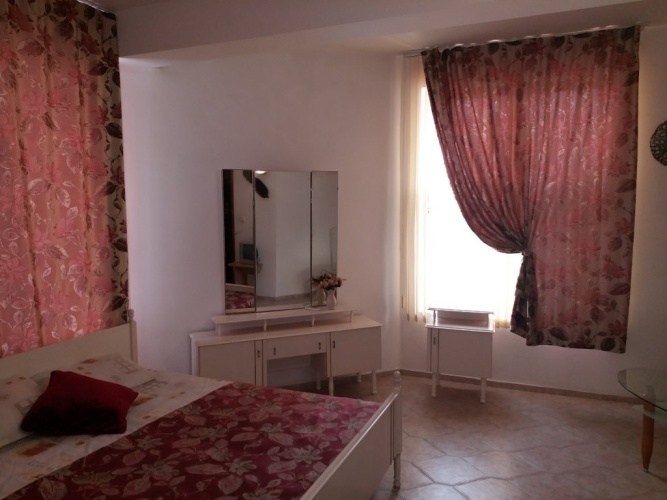 Deluxe Double room with balcony and with courtyard view