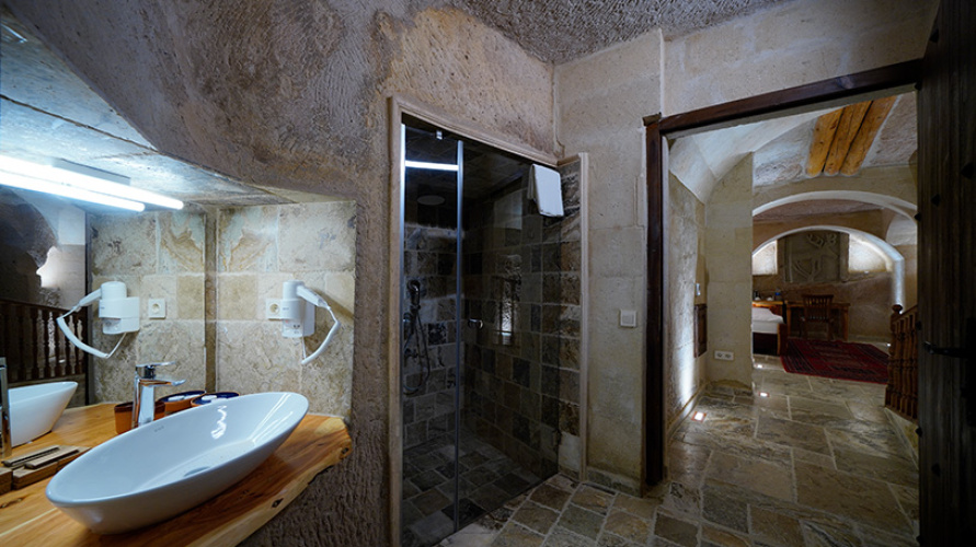 Deluxe Double Suite