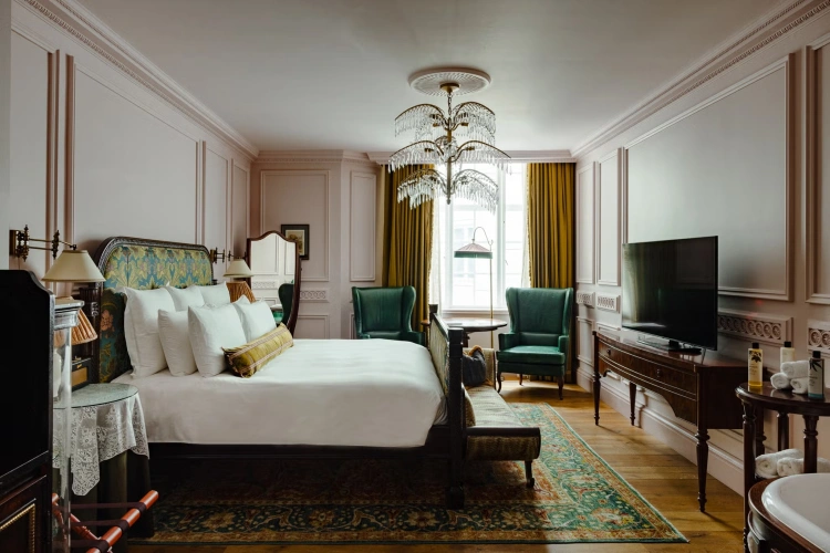 Large Double room