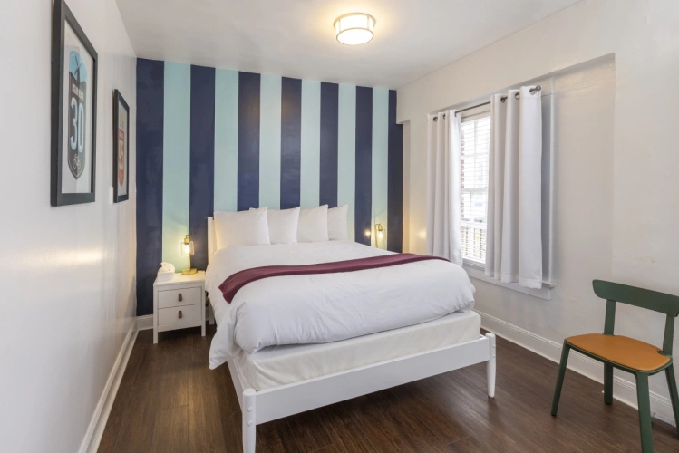 Deluxe Double room with street view