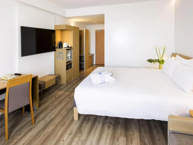 Novotel Madrid Campo de las Naciones photo 8