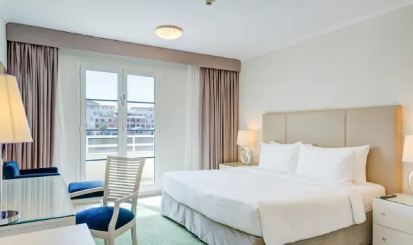 2 Bedrooms Apartment