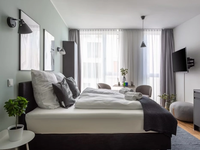 S Double Suite