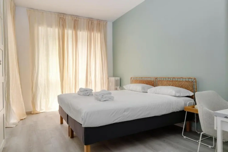 2 Bedrooms Apartment