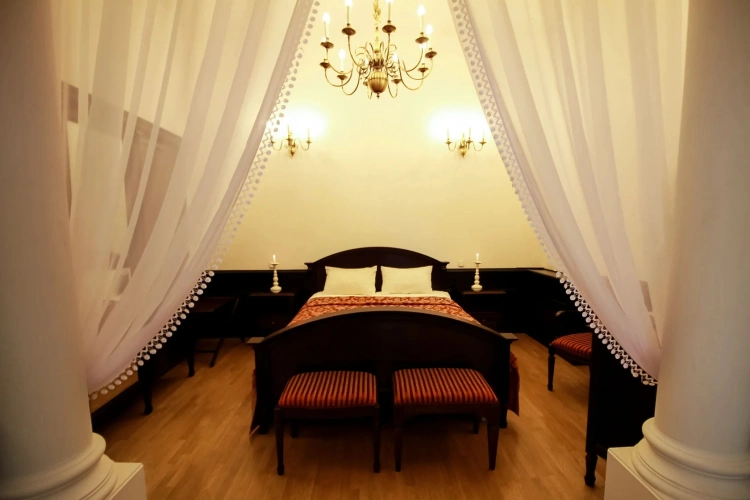 No. 1 Double Suite