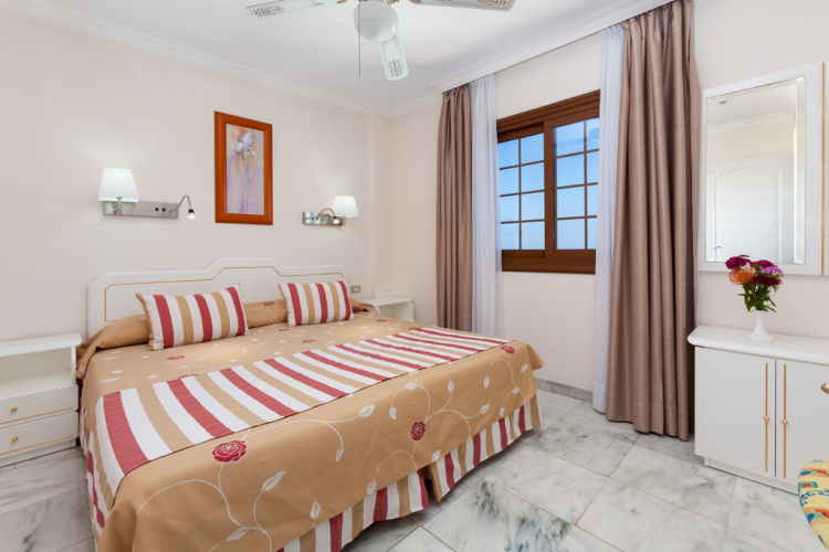 1 Bedroom Twin Apartment