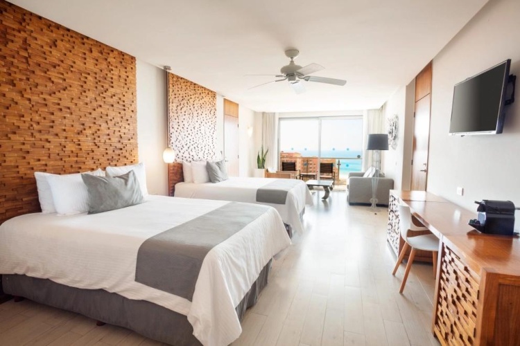 Finisterra Junior Suite