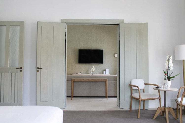 1 Bedroom Orangerie Double Suite