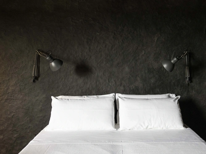 Black Double Suite