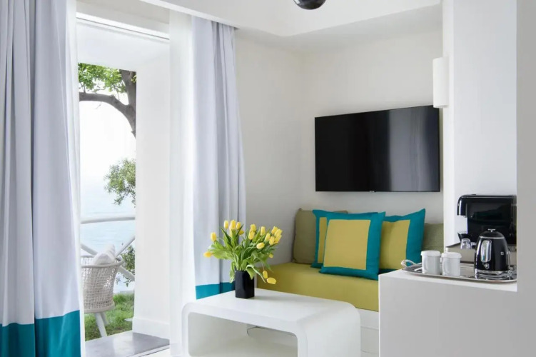 Hotel MiramalfiOver view