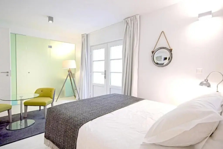 Alma Moura Residences