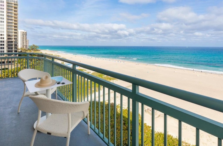 The Singer Oceanfront Resort, Curio Collection by Hilton photo 19