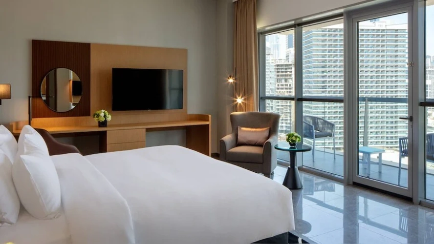 Collection with Soluna Beach Club Access Double Suite