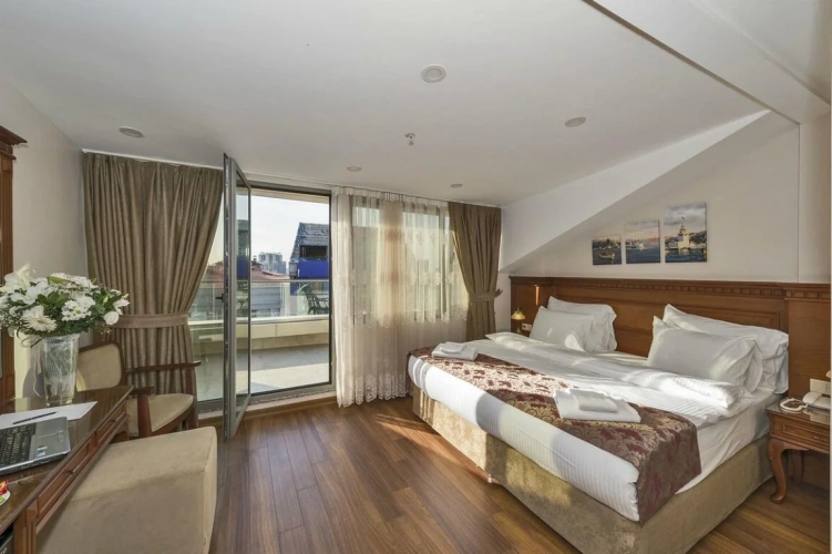 Deluxe Double room with balcony