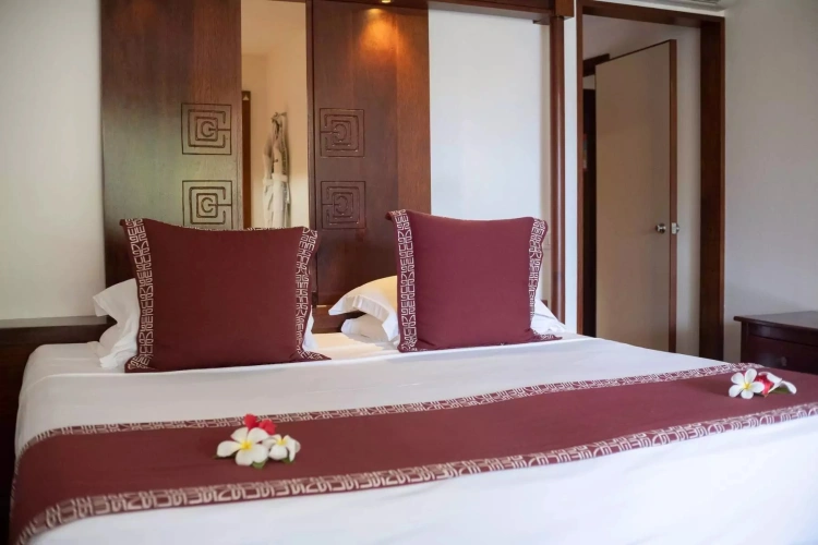 Suite with garden view