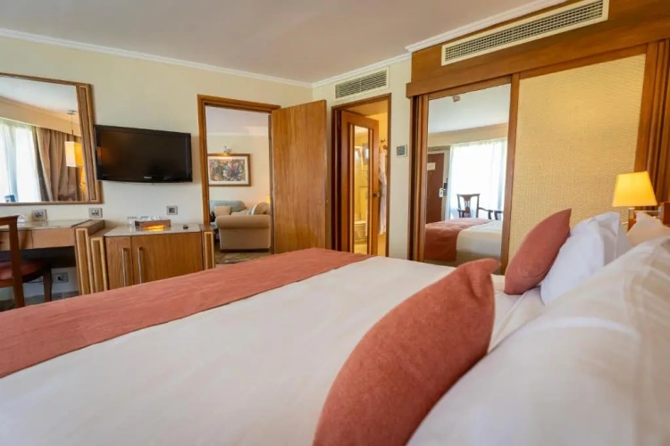 Jolie Double Suite