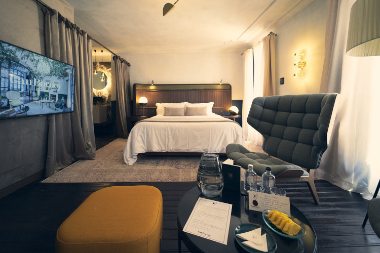 Sky Double Suite