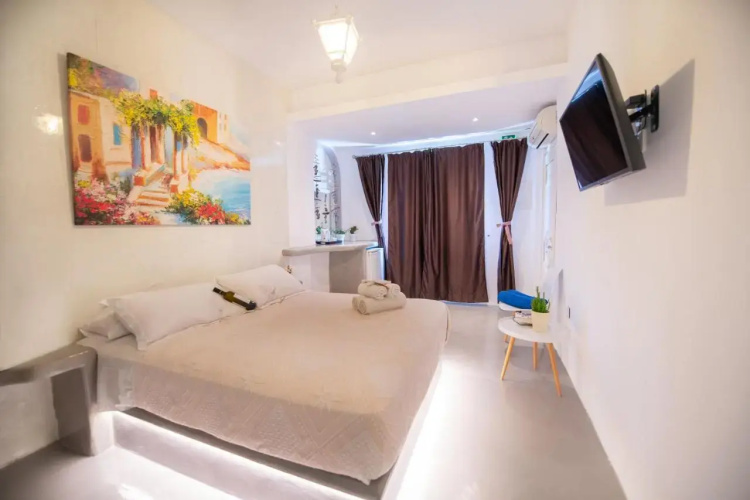 Arlene Suites