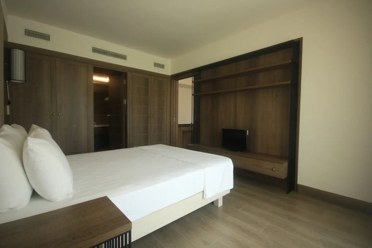 Liv Hotel By Bellazure