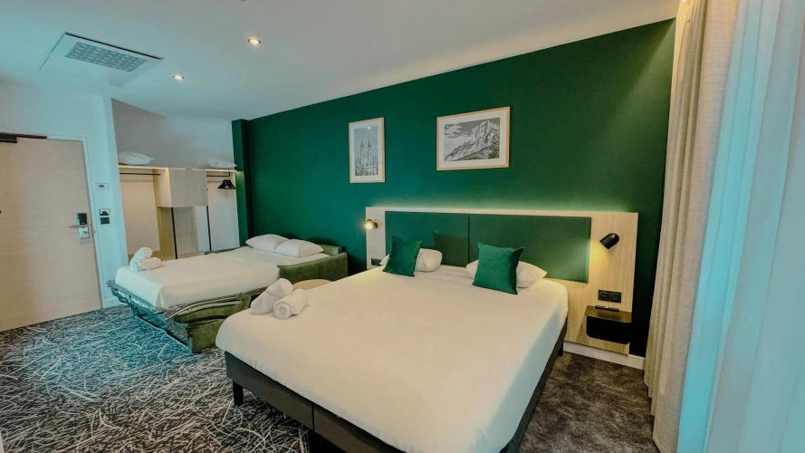 Family Quadruple room