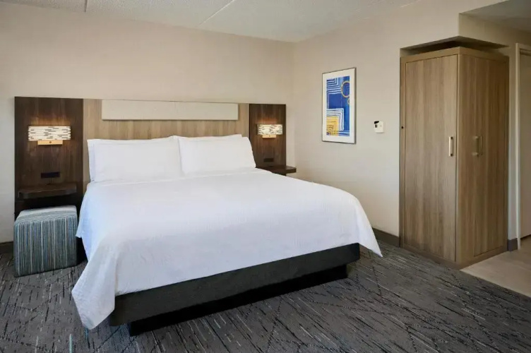 Holiday Inn Express and Suites Kitchener Southeast by IHG