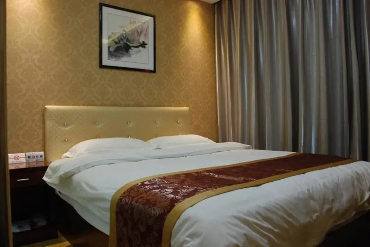 Super 8 Hotel (Sapporo Railway Station Stadium)