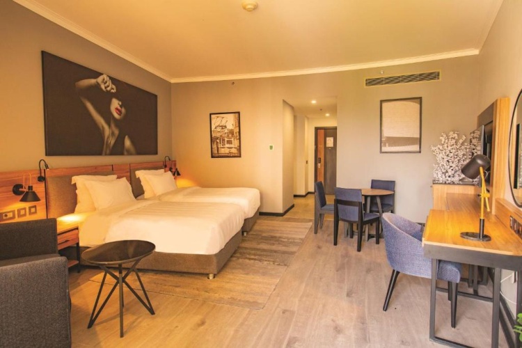 Premium Twin room