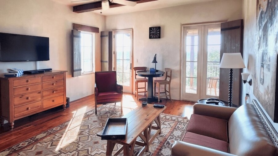 Presidential Studio Suite