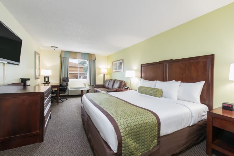 Double Suite
