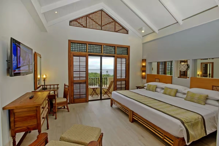 Premiere Deluxe Double room Poolside