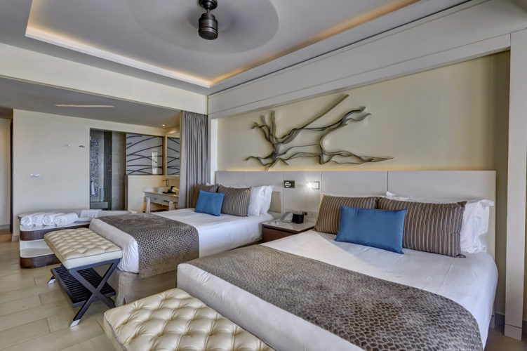 Sunset Swim Out Double Suite