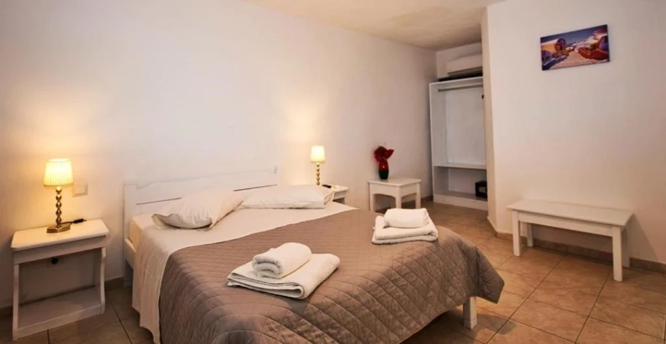 Standard Double room with pool view
