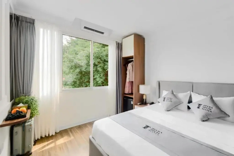 Deluxe Double room City View