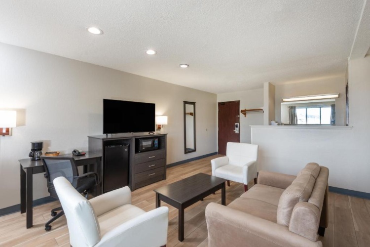 Twin Studio Suite