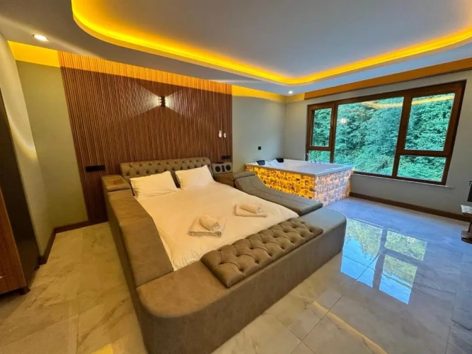 2 Bedrooms Apartment with river side
