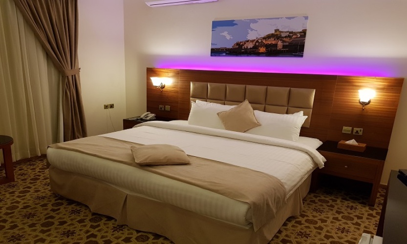 Standard Double Suite