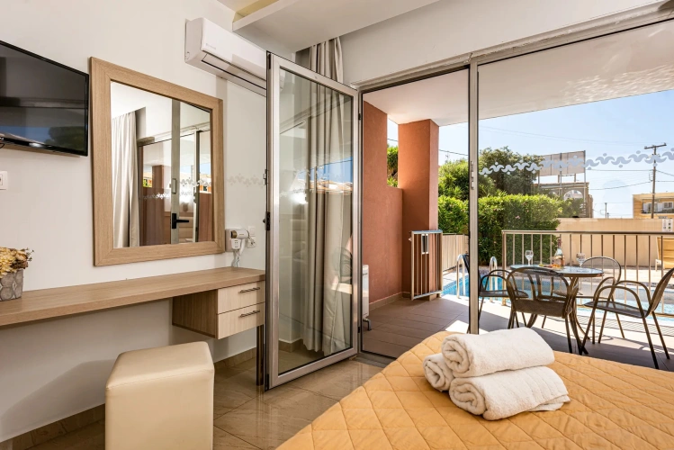 Private Pool Double Studio