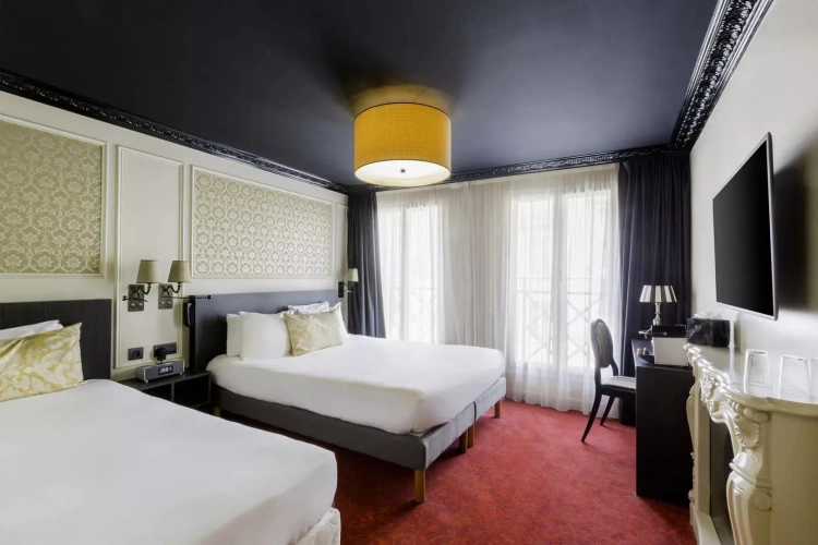 Superior Triple room