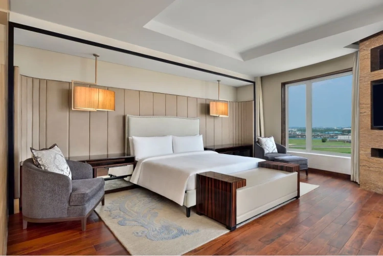 2 Bedrooms Presidential Club Lounge Access Suite